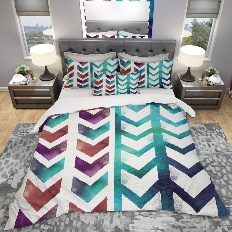 Geometric Pattern of Red And Blue Arrows - Geometric Duvet Cover Set