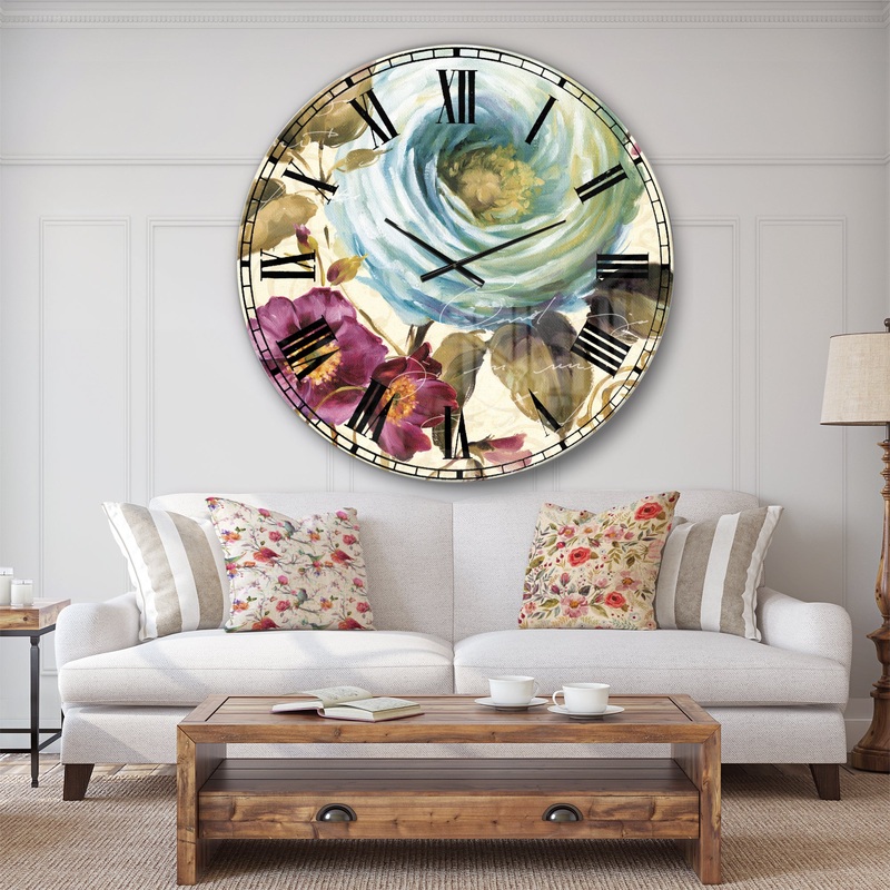 Victorias Cream Flower - Traditional Large Wall CLock