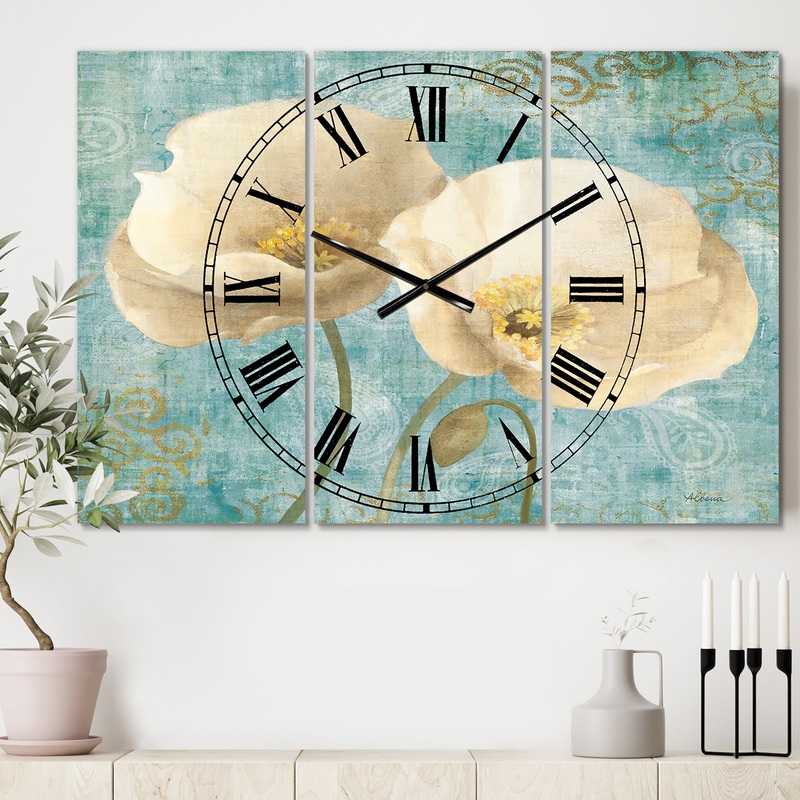 bouquet Poppies on Paisley II - Cottage 3 Panels Oversized Wall CLock