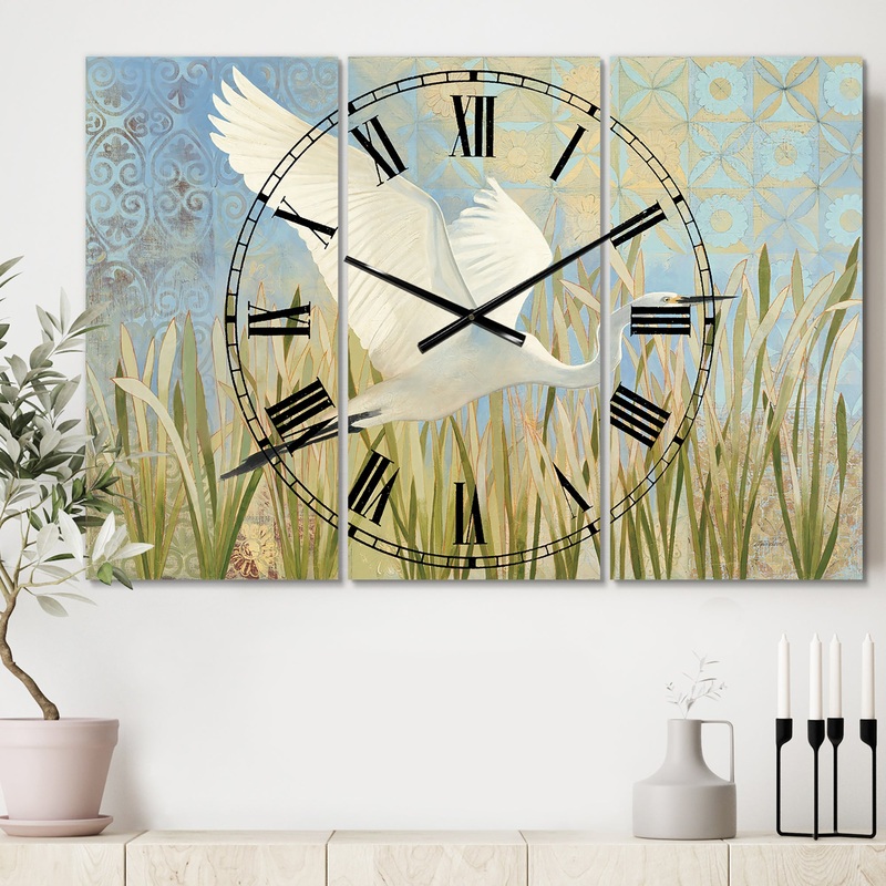 Snowy Egret in Flight vII - Cottage 3 Panels Large Wall CLock