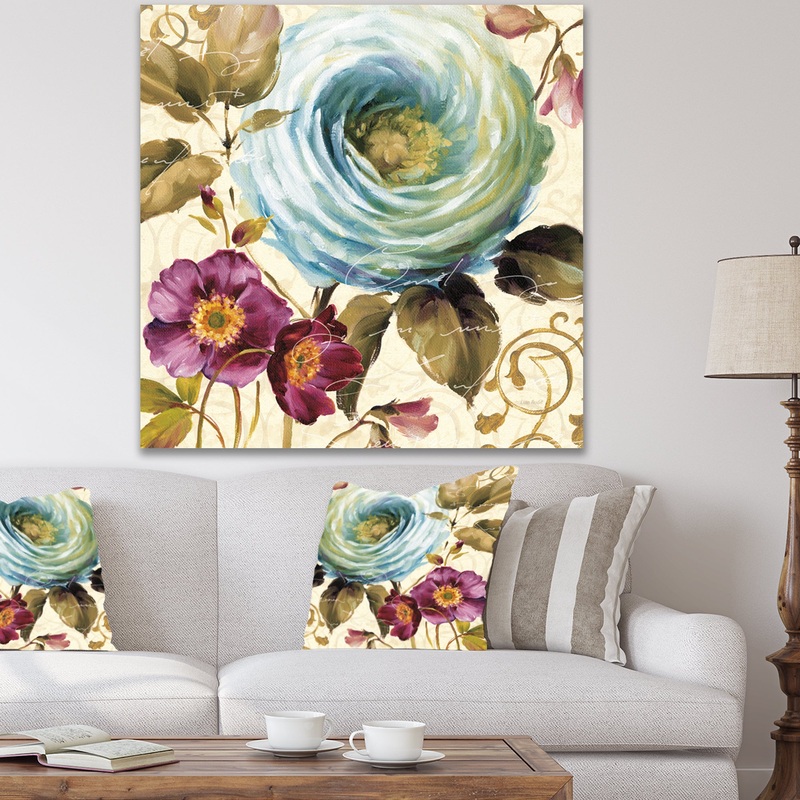 Victorias Cream Flower - Traditional Canvas Artwork